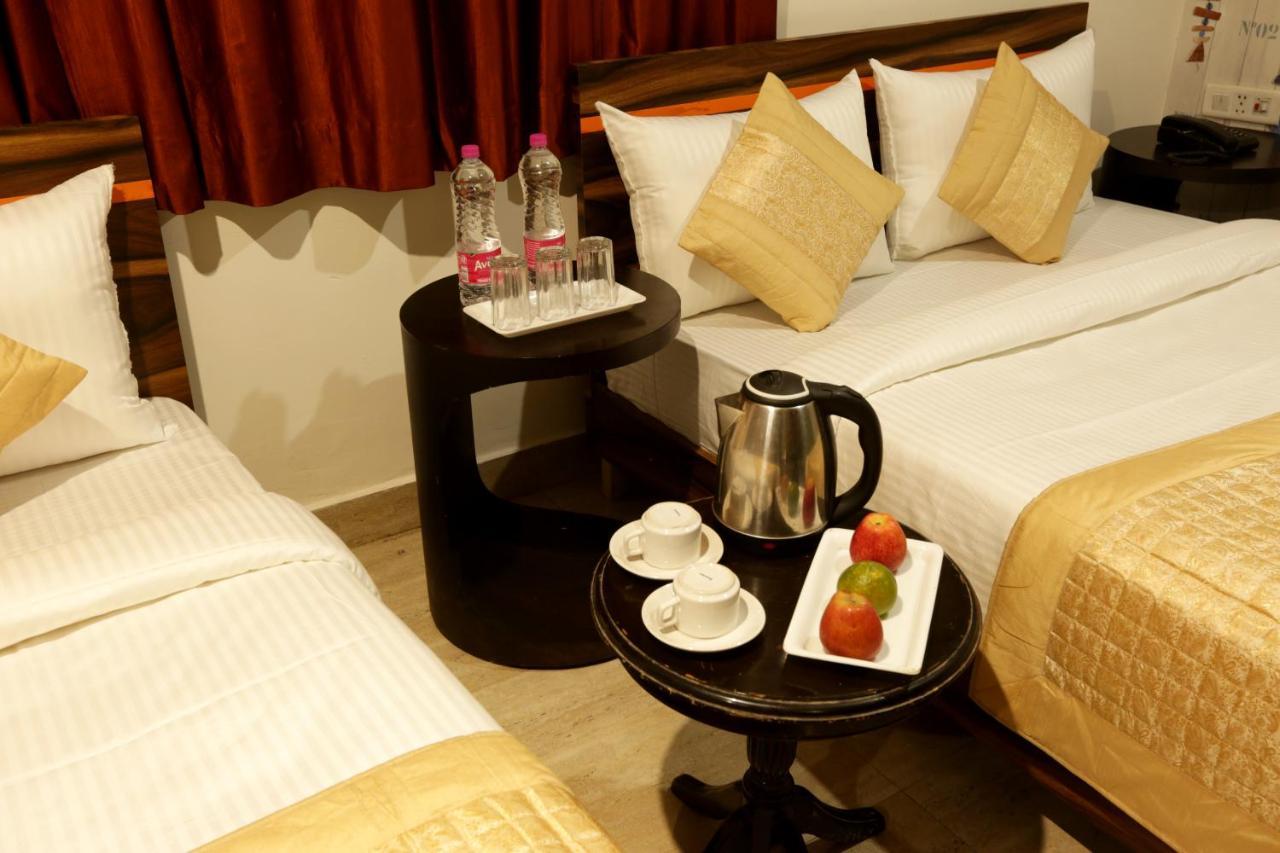 Hotel Airport Star Нью-Делі Екстер'єр фото